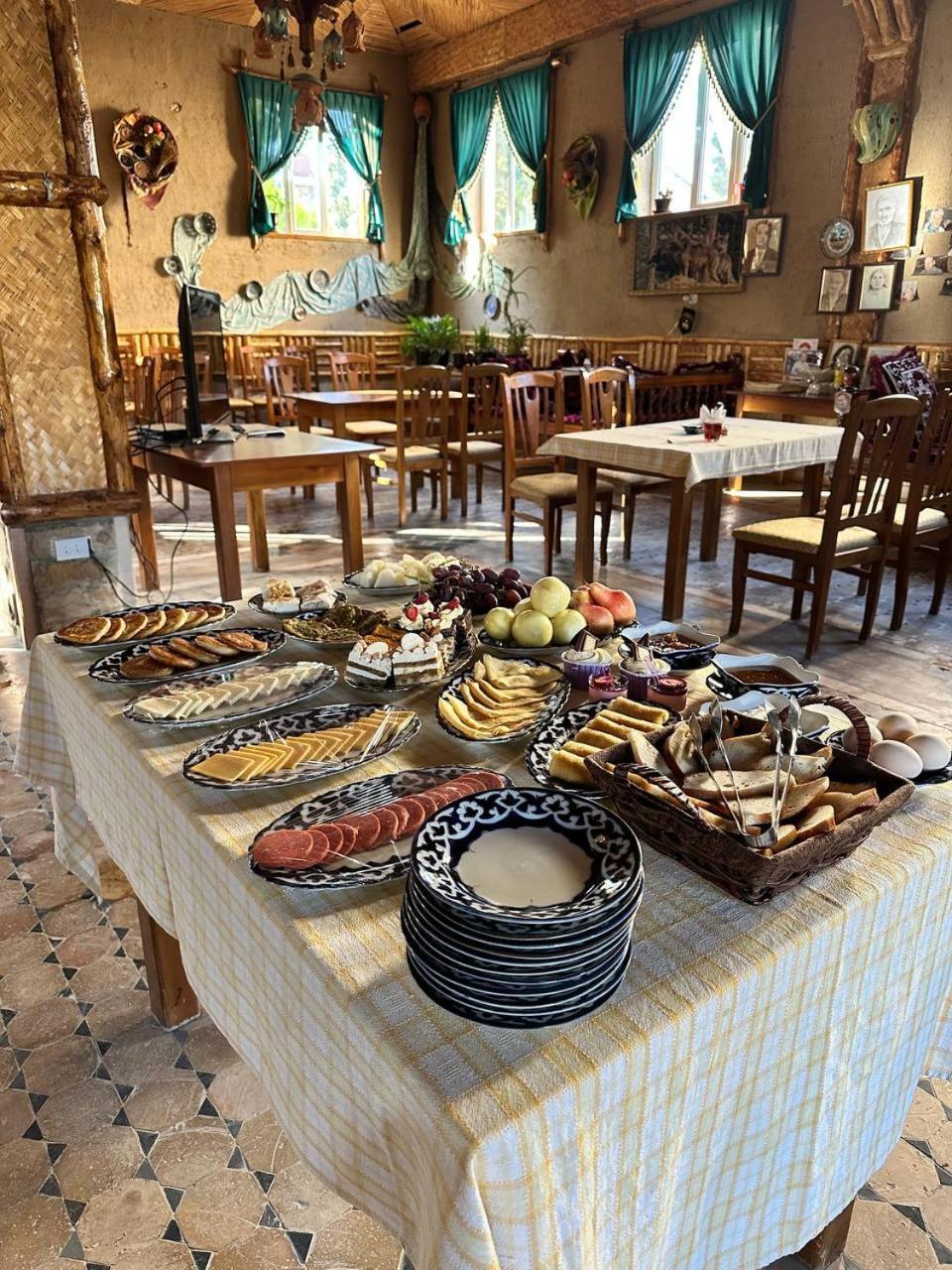 Hotel Latif Samarkand Exterior photo