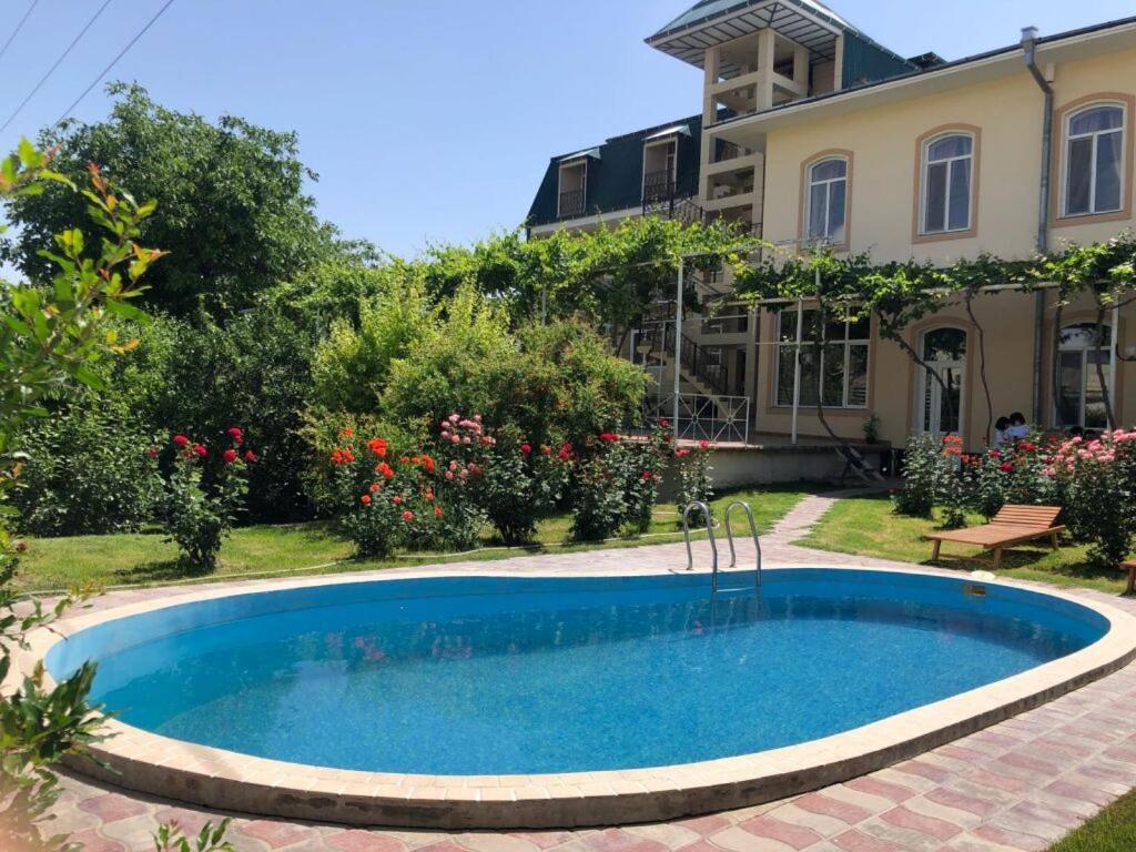 Hotel Latif Samarkand Exterior photo